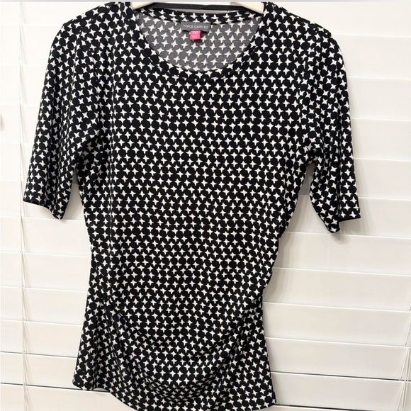 Vince Camuto Top - Picture 1 of 4